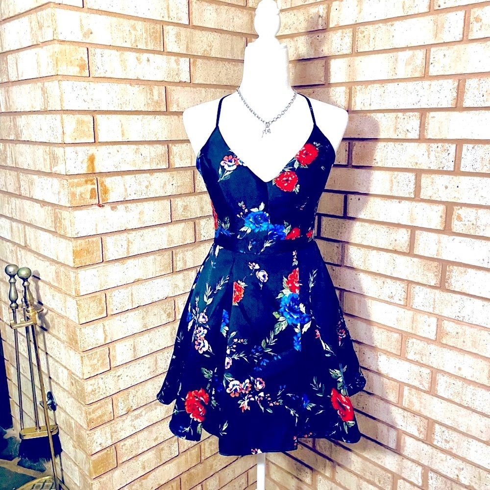B. Smart Dress